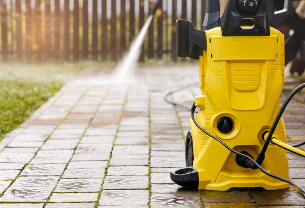 Spring Cleaning in Bear Creek, FL